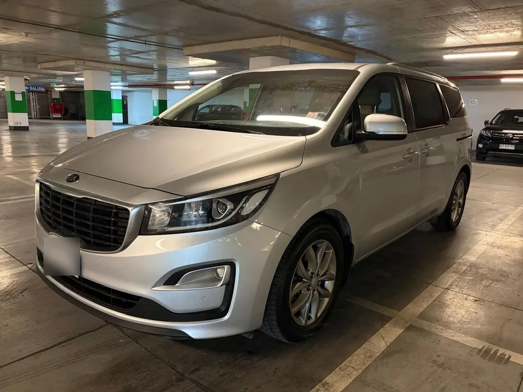 Kia Grand Carnival Ex 3.3 Aut año 2019