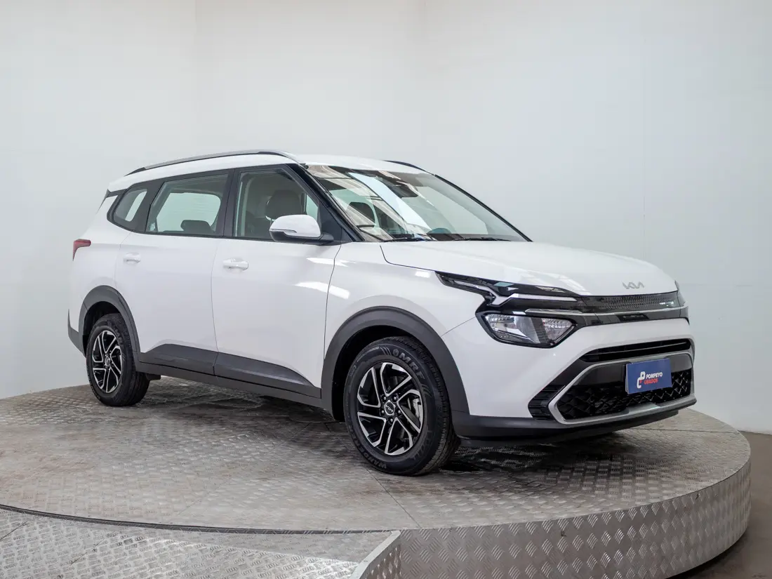 Kia Carens 1.5 T Ex At año 2025