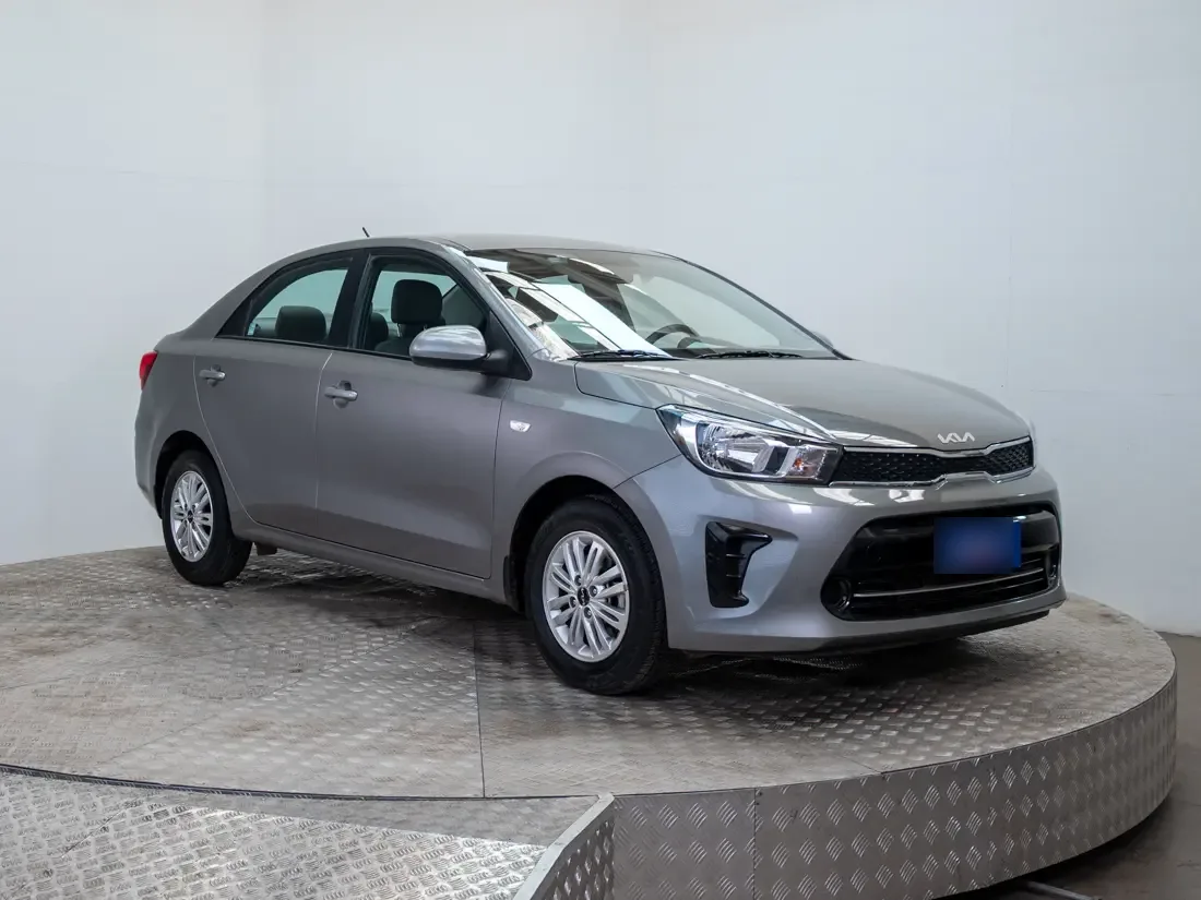 Kia Soluto 1.4 Lx Ac Mt año 2024