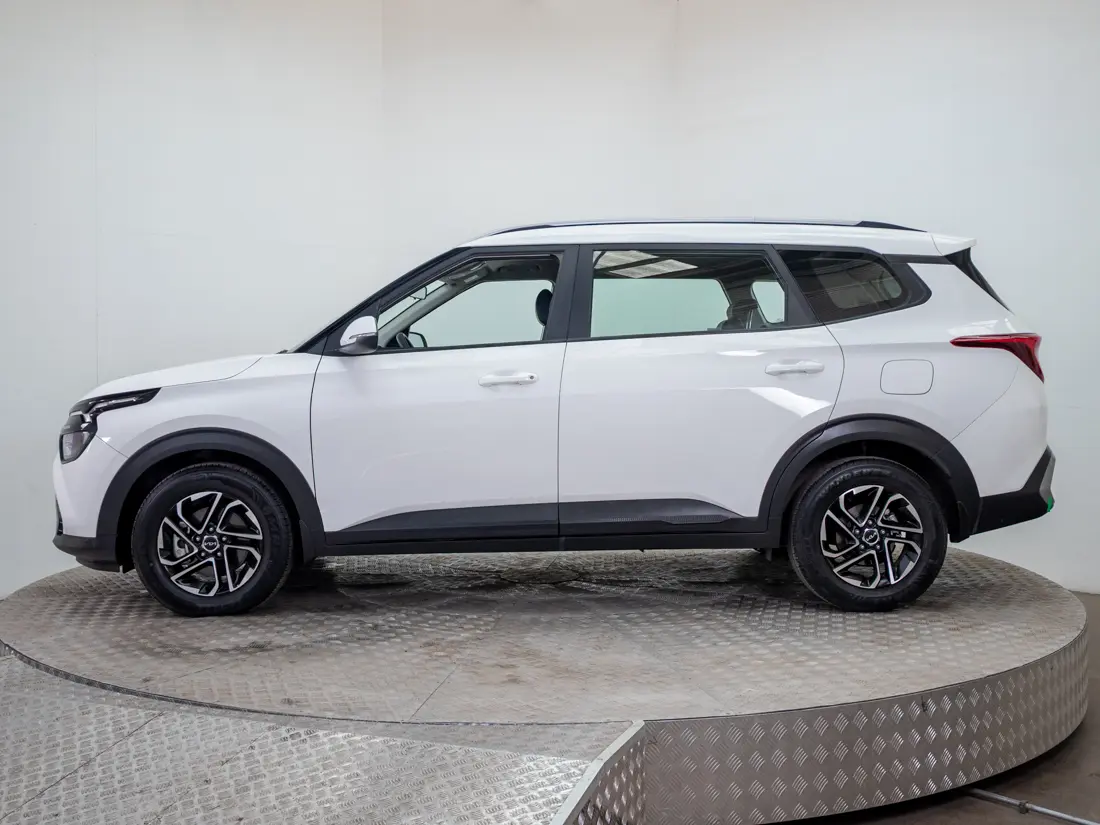 Kia Carens 1.5 T Ex At año 2025