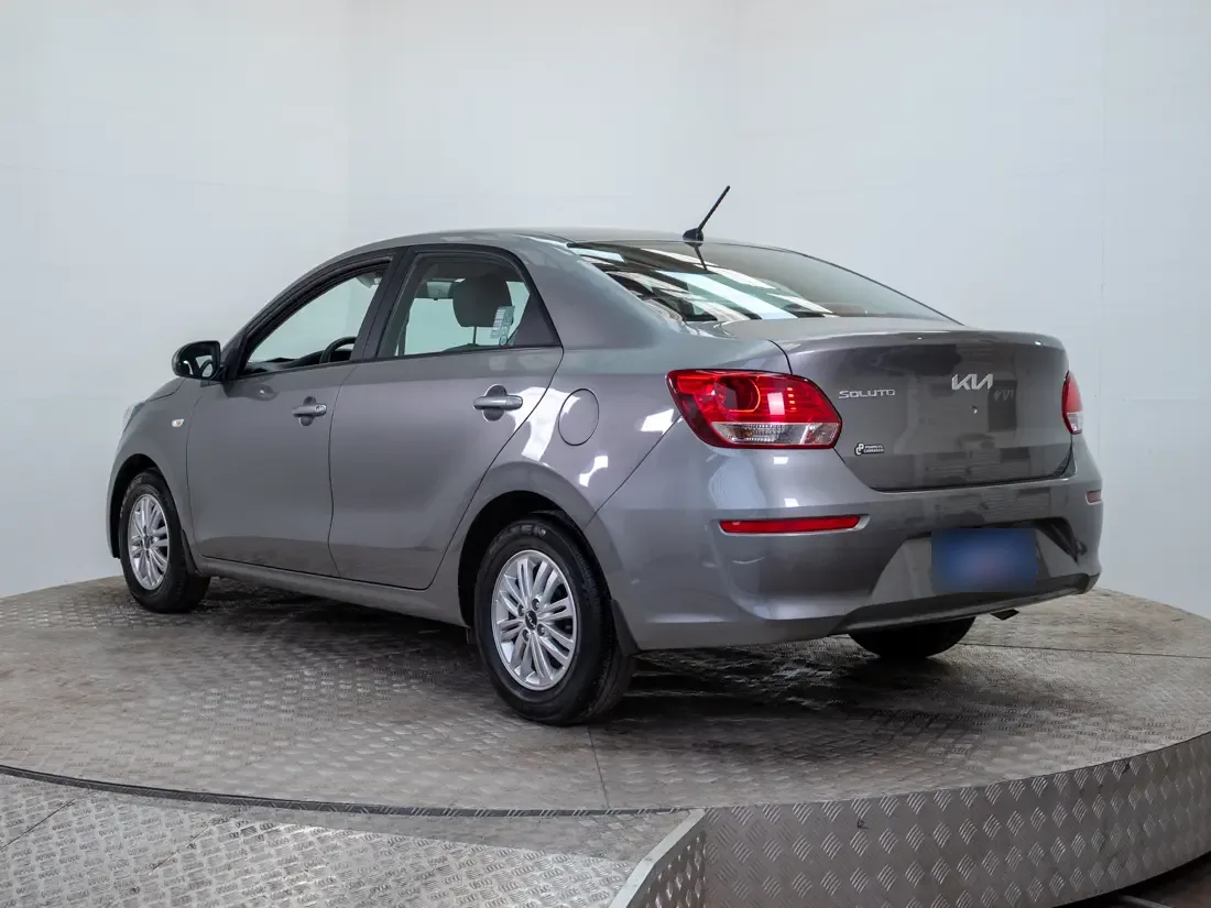 Kia Soluto 1.4 Lx Ac Mt año 2024