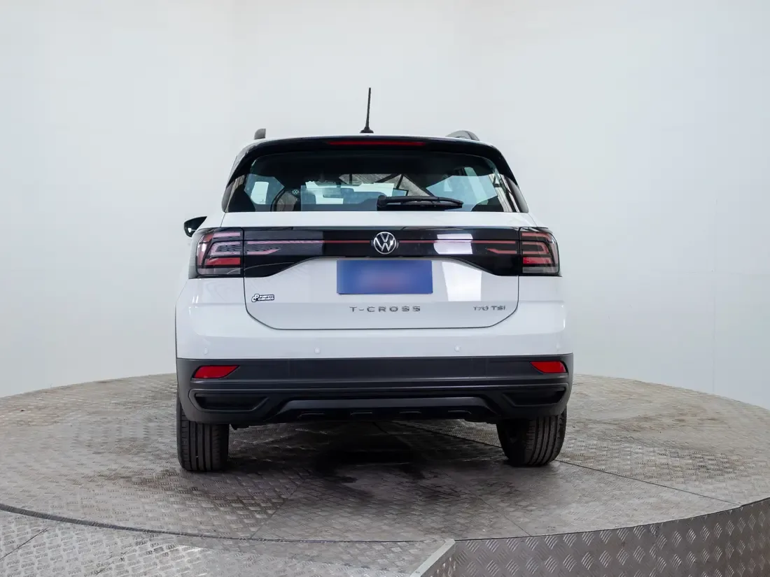 Volkswagen T-Cross 1.0 Tsi Trendline Mt año 2024