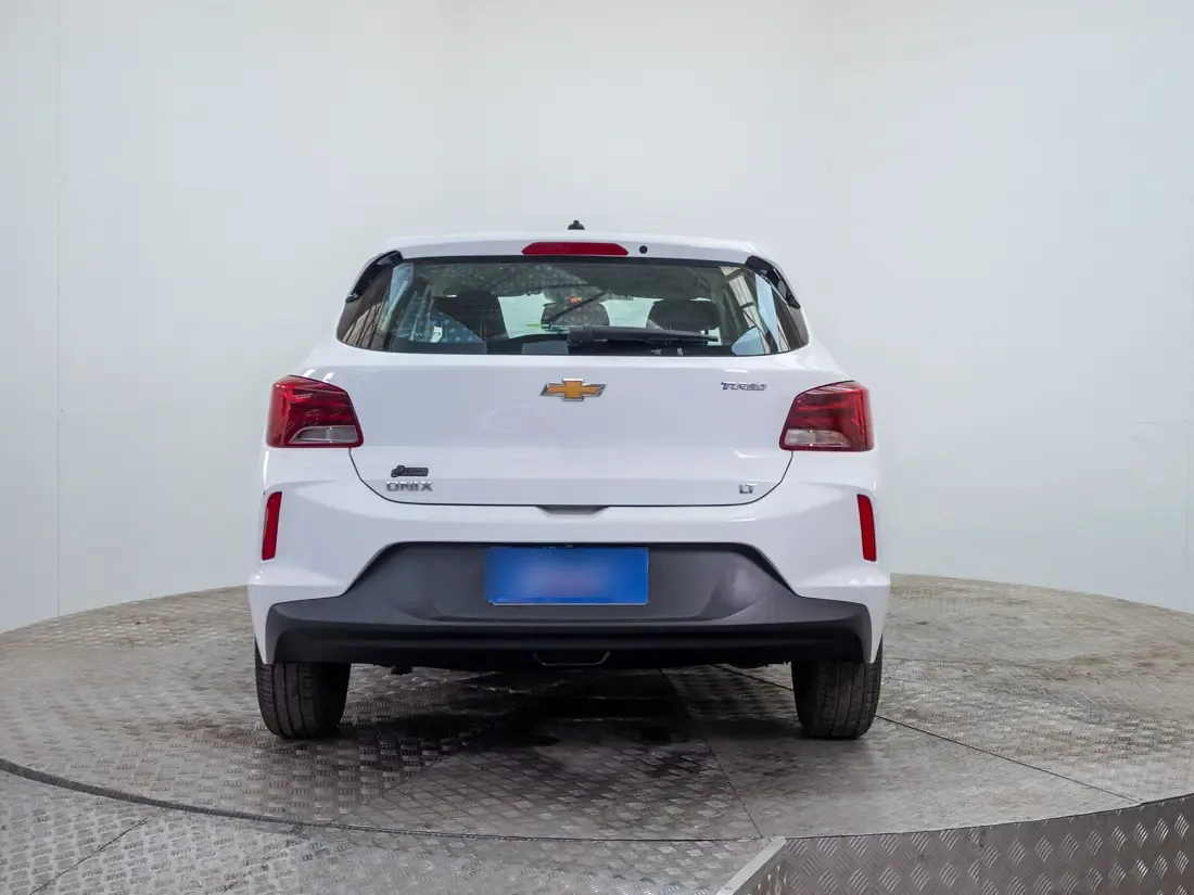 Chevrolet Onix Onix 1.0 Hb Lt P2 Mt año 2022