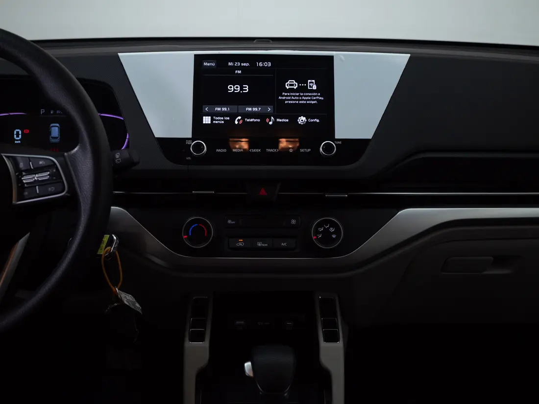 Kia Carens 1.5 T Ex At año 2025