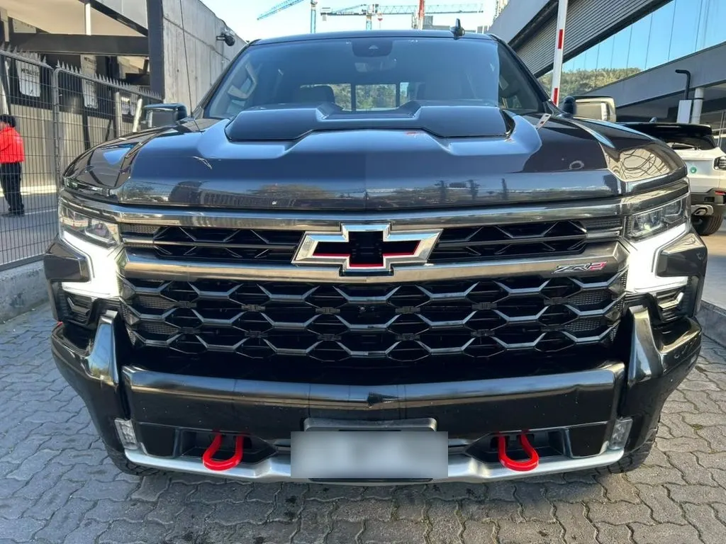 Chevrolet Silverado Zr2 6.2 4x4 At año 2025
