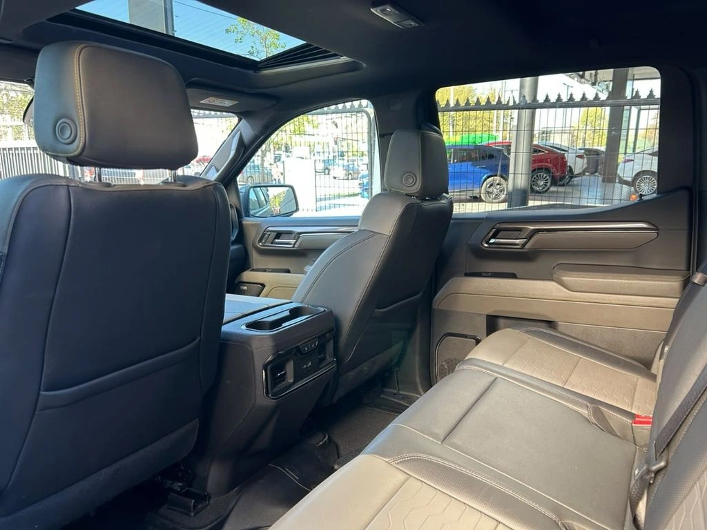 Chevrolet Silverado Zr2 6.2 4x4 At año 2025