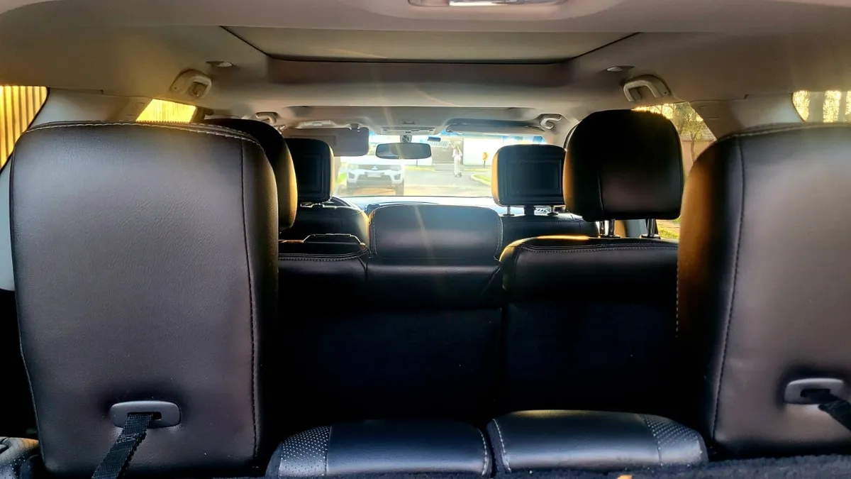Nissan Pathfinder 3.5 Exclusive Cvt At 4x4 año 2015