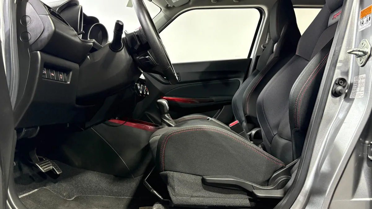 Suzuki Swift 1.4 Dit Sport At año 2025