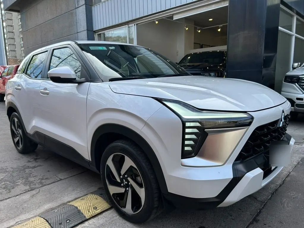 Mitsubishi Outlander Sport Gls 1.5 Aut año 2025