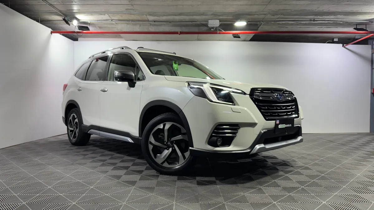 Subaru Forester 2.5 Awd Limited Eyesight Gardx At 4x4 año 2023