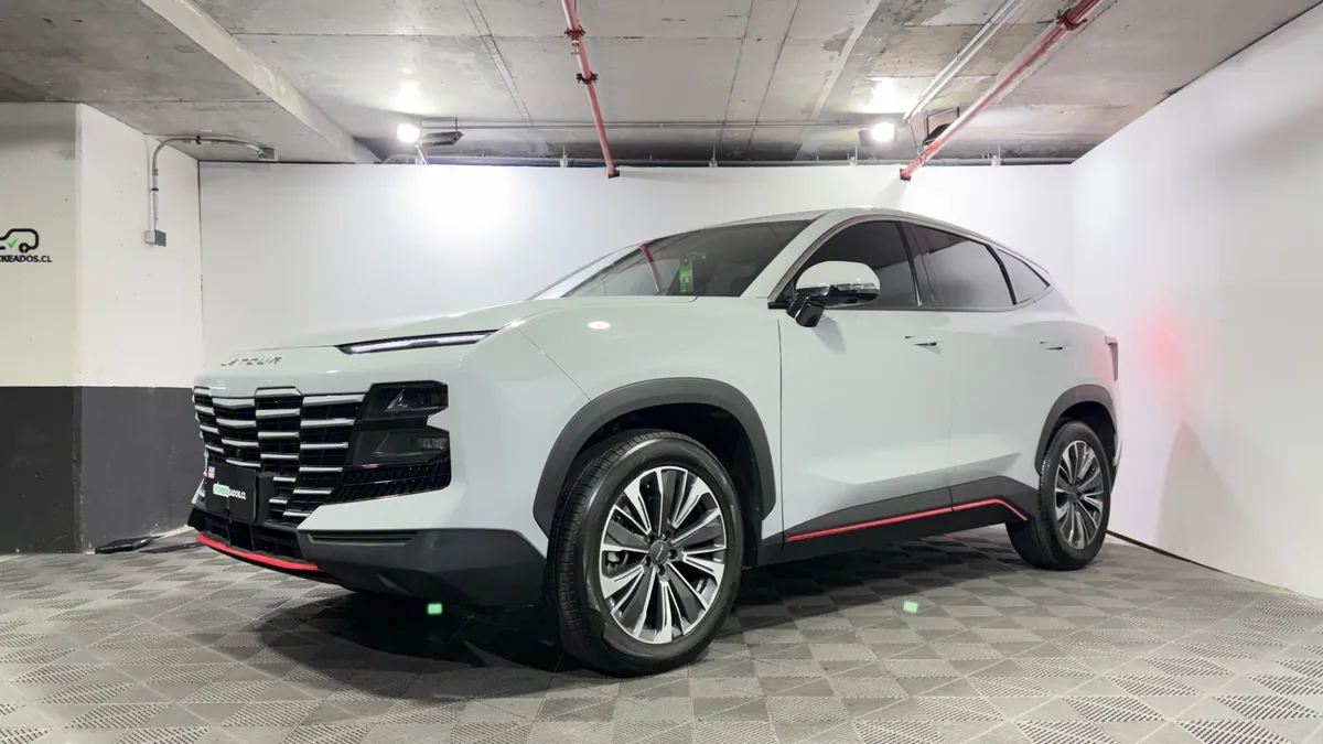 Jetour Dashing 1.5 Lux Mt año 2024
