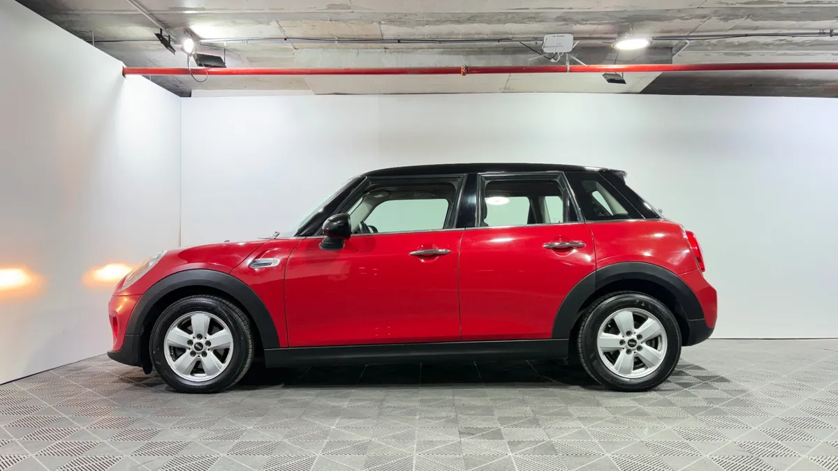 Mini Cooper 1.5 F55 Classic Mt año 2019