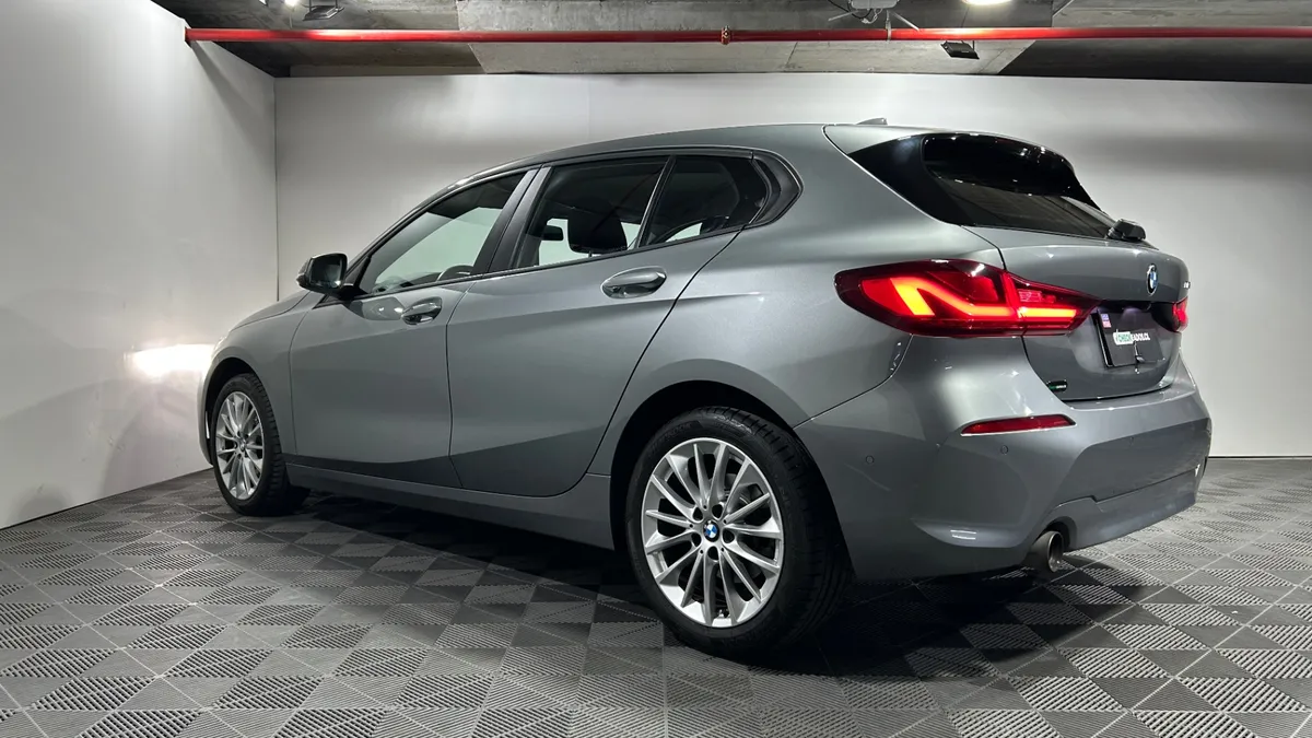 BMW 118 1.5 Dynamic At año 2023