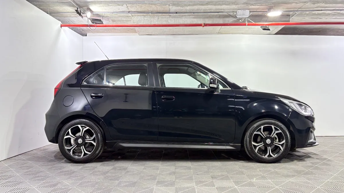 MG Mg3 1.5 Com Mt año 2024