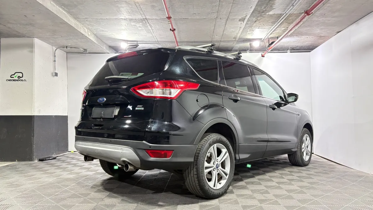 Ford Escape 2.0 Se Ecoboost At 4x2 año 2017