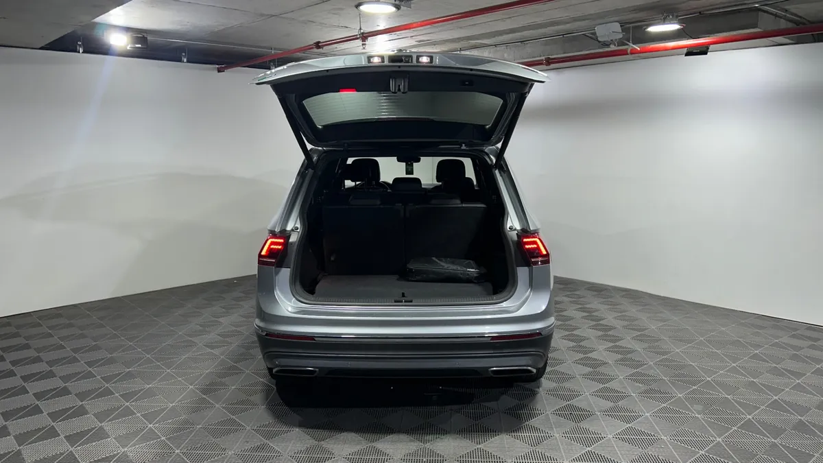 Volkswagen Tiguan 2.0 Tsi Limited At 4x4 año 2020