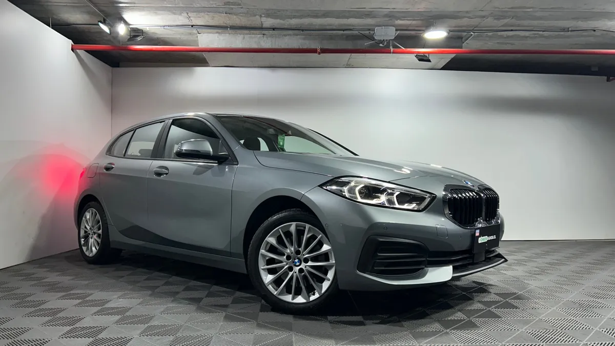 BMW 118 1.5 Dynamic At año 2023