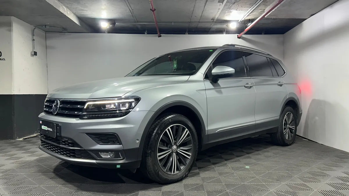 Volkswagen Tiguan 2.0 Tsi Limited At 4x4 año 2020