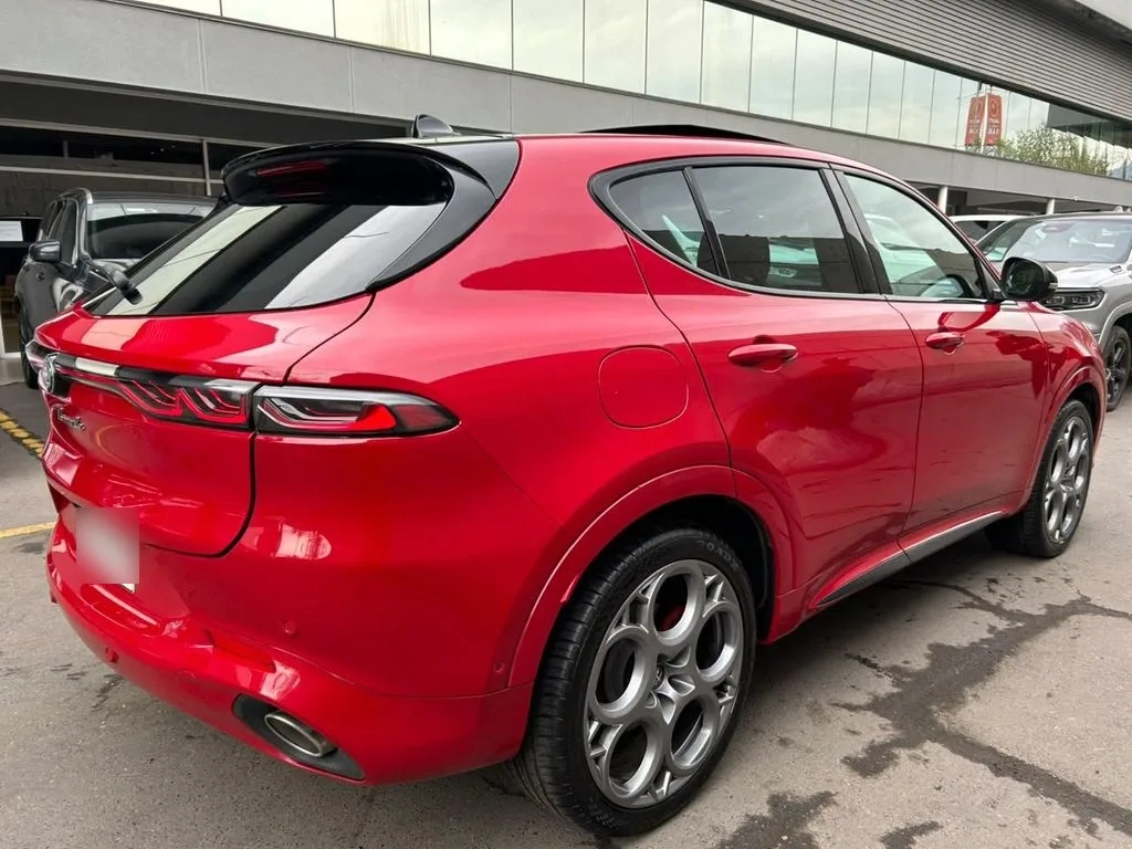 Alfa Romeo Tonale 1.3 Tributo Phev Hybrid 4x4 At 5p año 2025