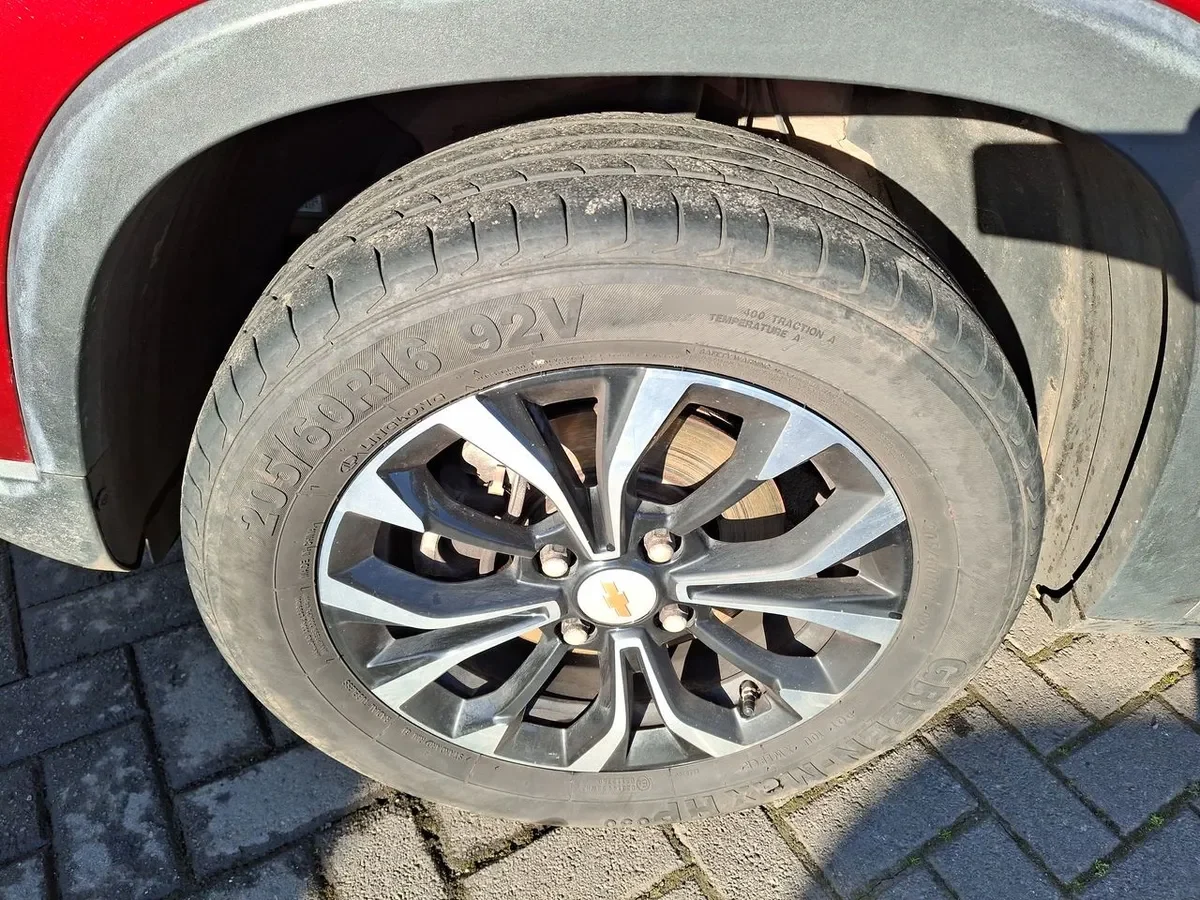 Chevrolet Groove 1.5 Premier R 4x2 Mt 5p año 2024