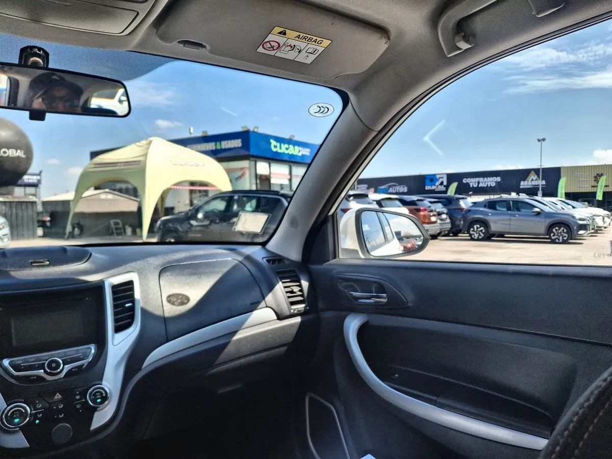 Changan Cs35 1.6 Confort Nav 4x2 Mt 5p año 2017
