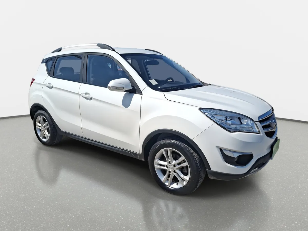 Changan Cs35 1.6 Confort Nav 4x2 Mt 5p año 2017