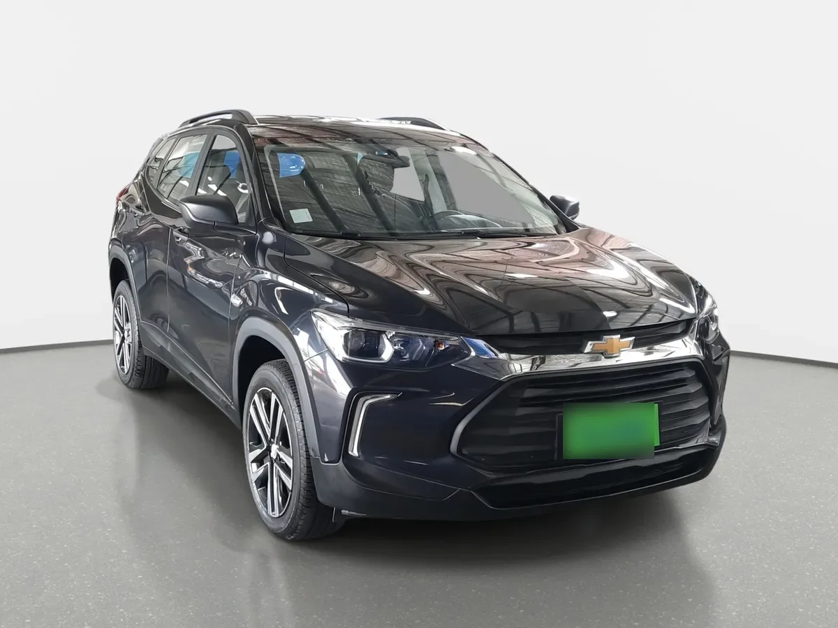 Chevrolet Tracker 1.2t Ls R 4x2 Mt 5p año 2024
