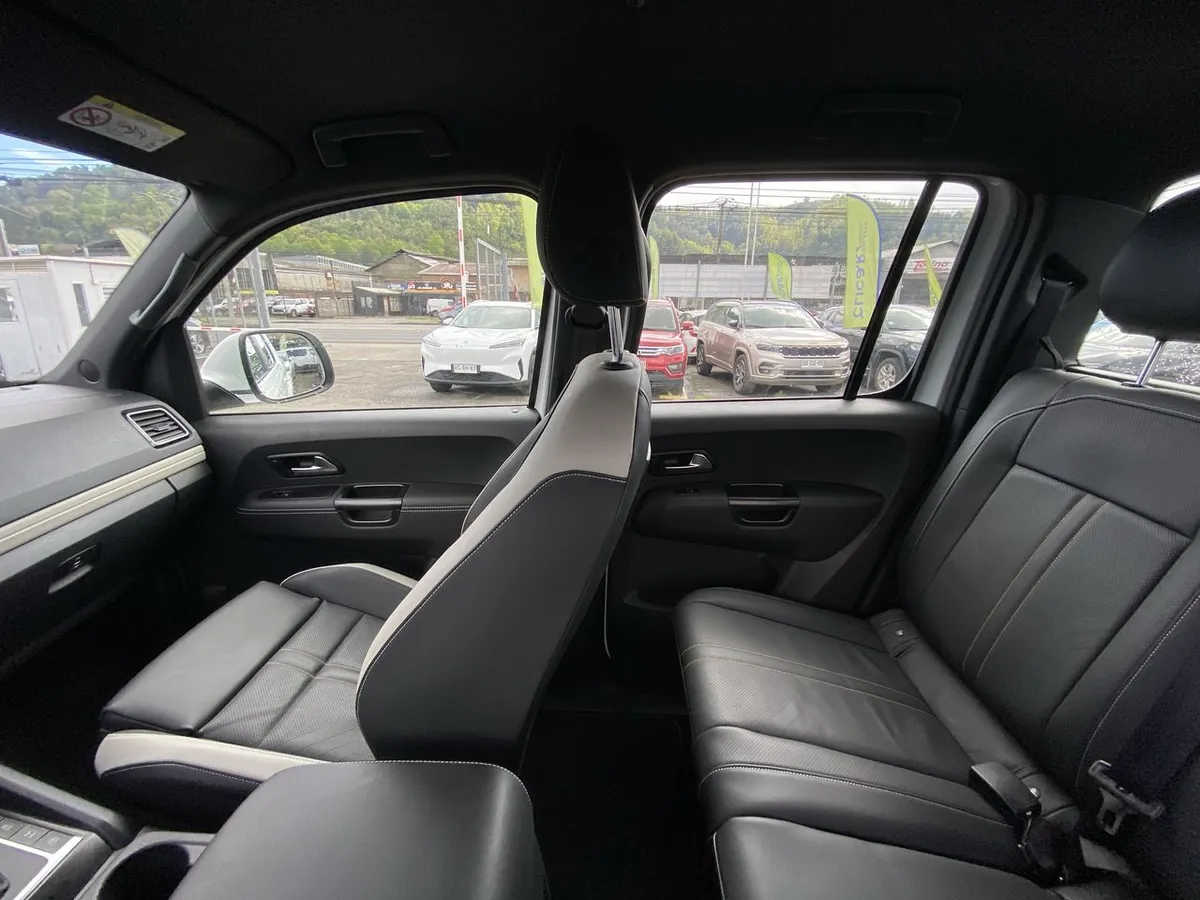 Volkswagen Amarok 3.0 Tdi Highline 4motion Diesel Awd Dob. Cab. At 4p año 2026