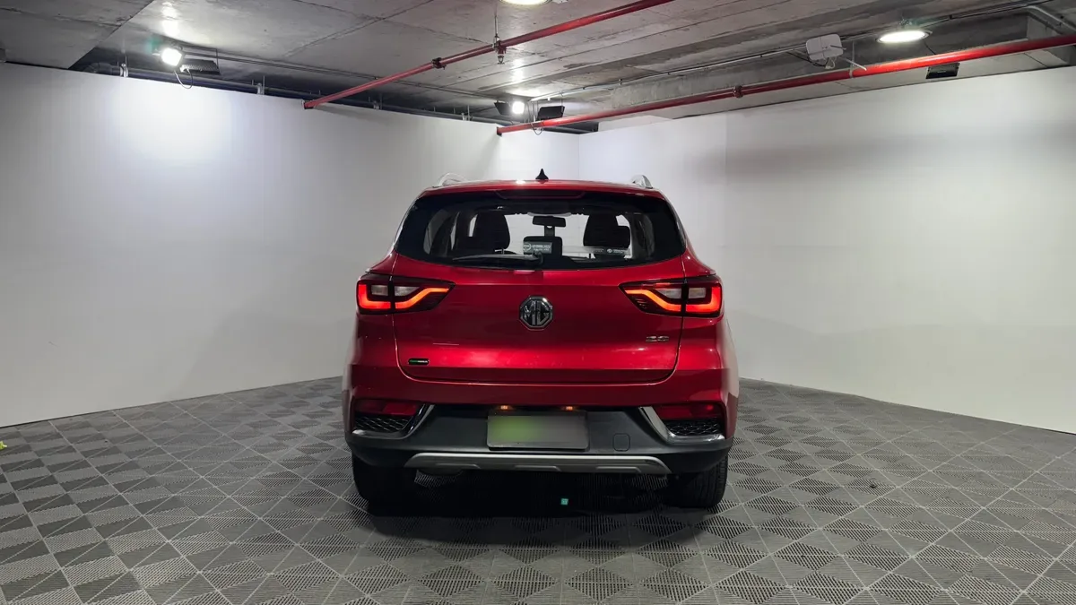 MG Zs 1.5 Std Mt año 2023