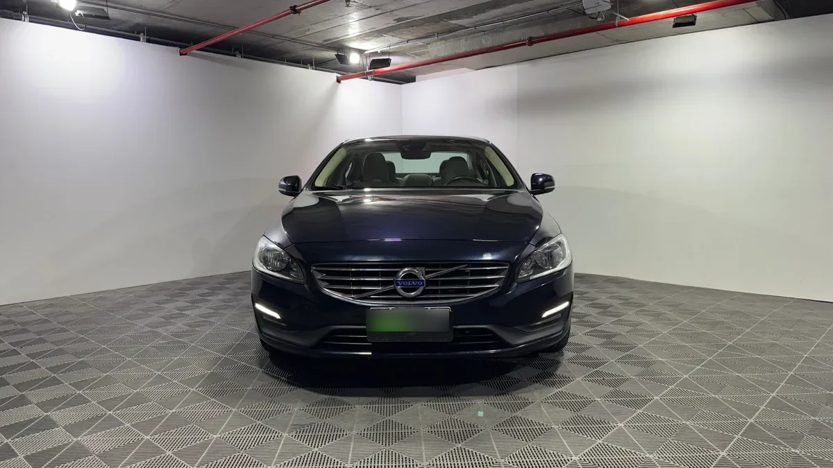 Volvo S60 1.6 D2 Comfort Sv Plus At Diesel año 2018