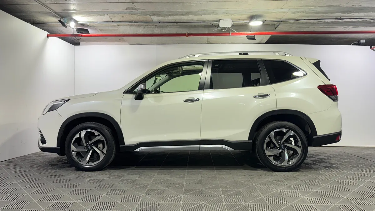 Subaru Forester 2.5 Awd Limited Eyesight Gardx At 4x4 año 2023