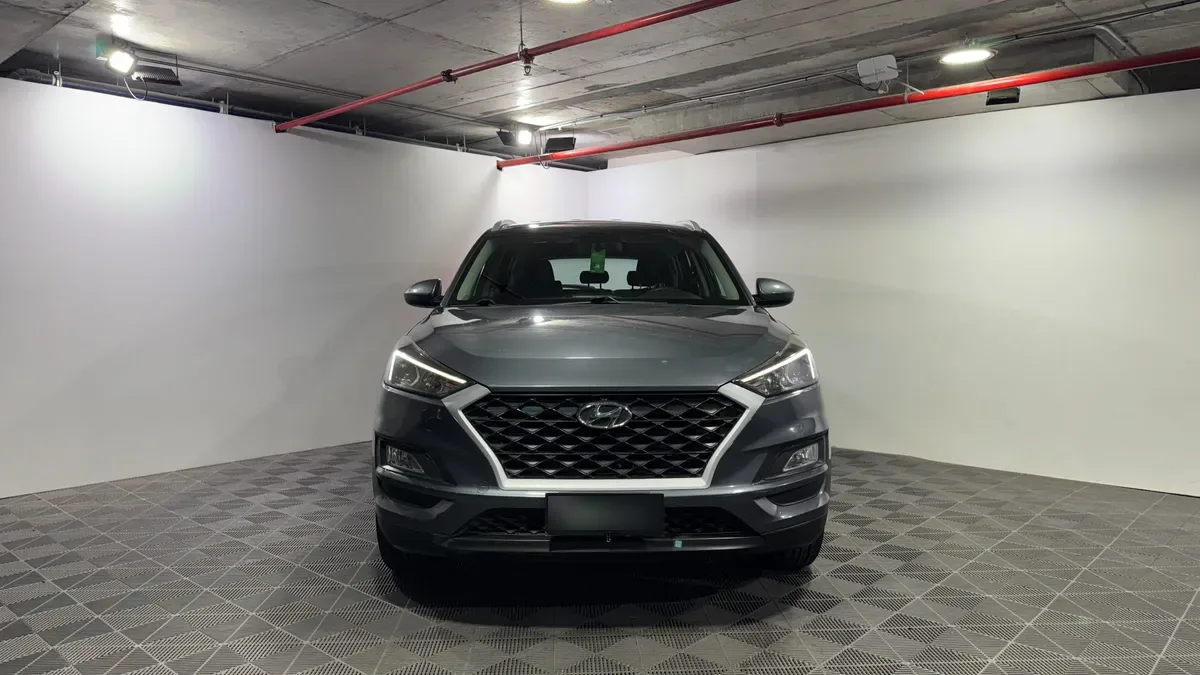 Hyundai Tucson 2.0 Gl 4x2 Mt año 2019