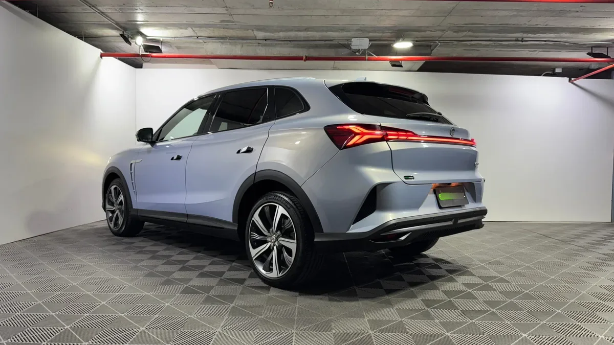 MG Marvel R 0.0 Dlx At Electrico año 2024