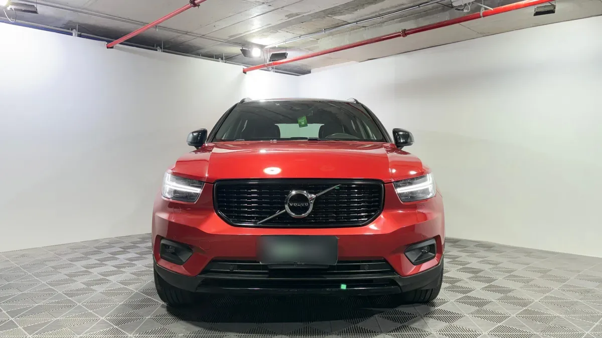 Volvo Xc40 T4 año 2021