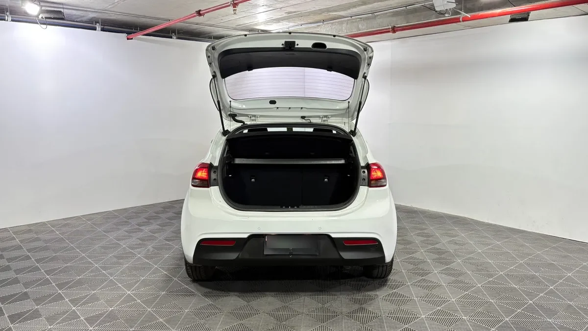 Kia Rio 5 1.4 Ex Full At año 2022