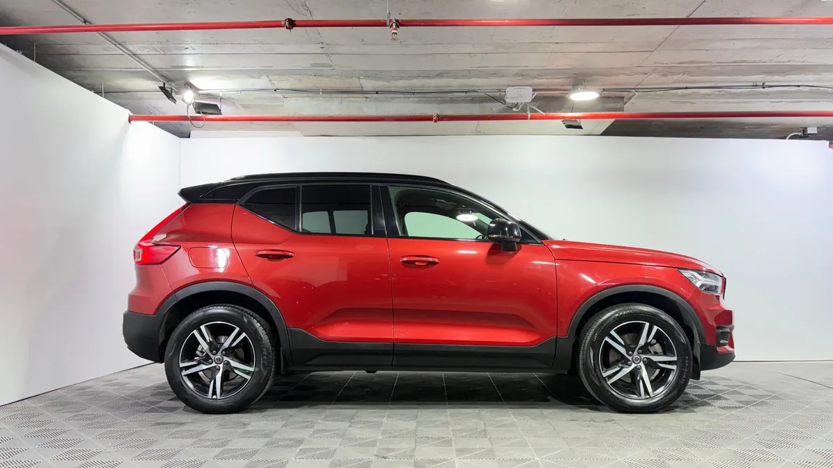 Volvo Xc40 T4 año 2021