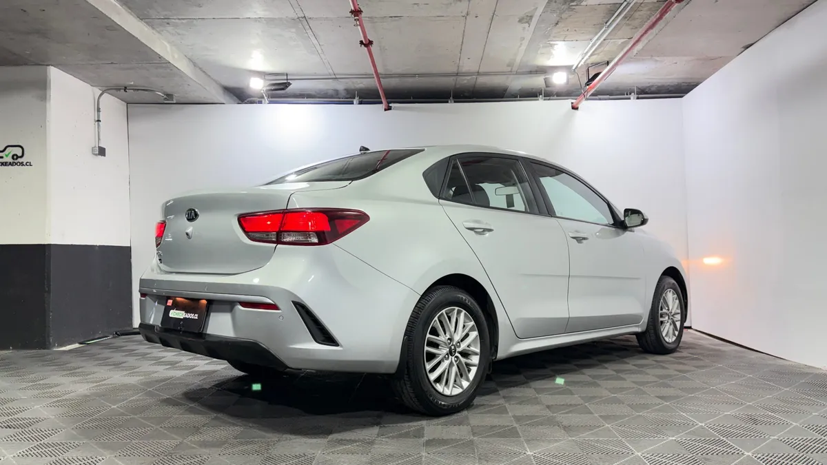 Kia Rio 4 1.4 Ex Mt año 2022