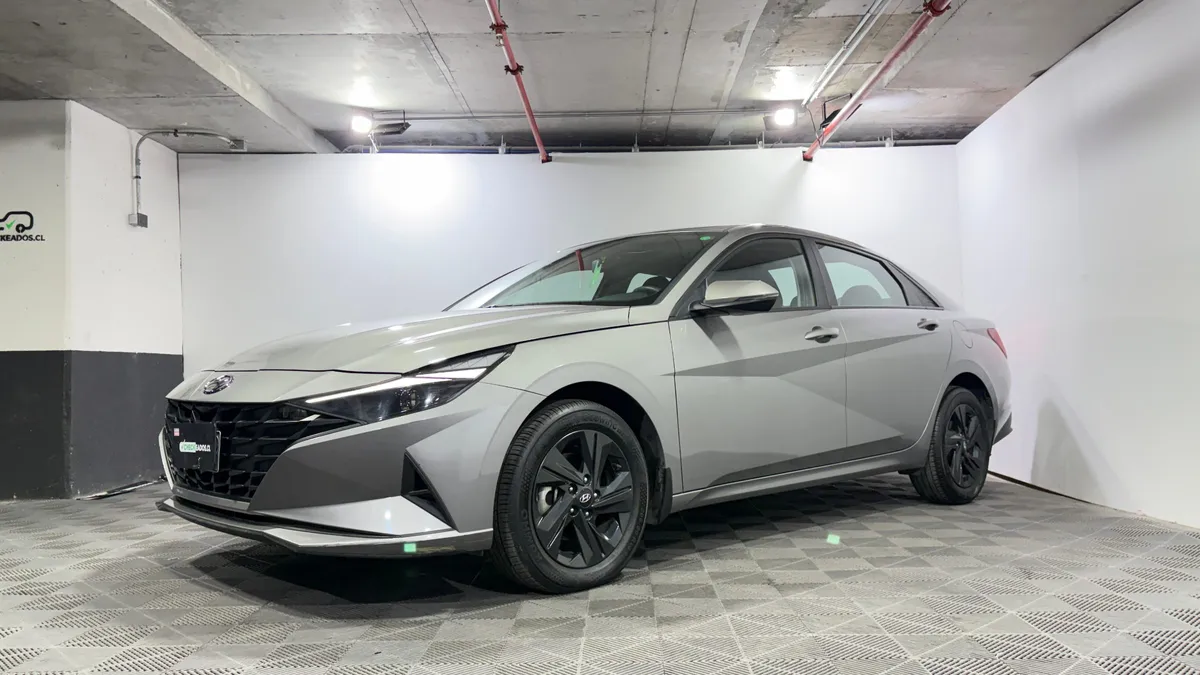 Hyundai Elantra 1.6 Cn7 Plus Mt año 2024