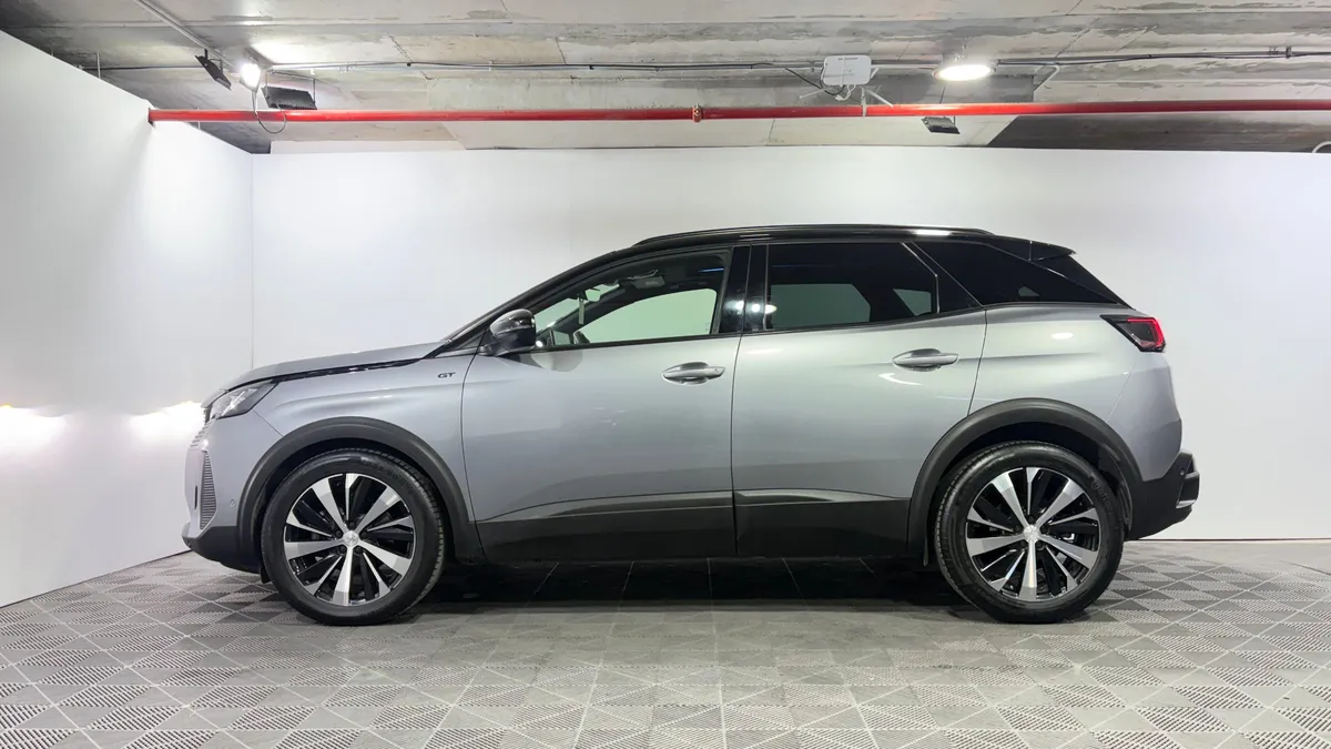 Peugeot 3008 1.6 Gt Black Pack Puretech Eat8 At año 2025
