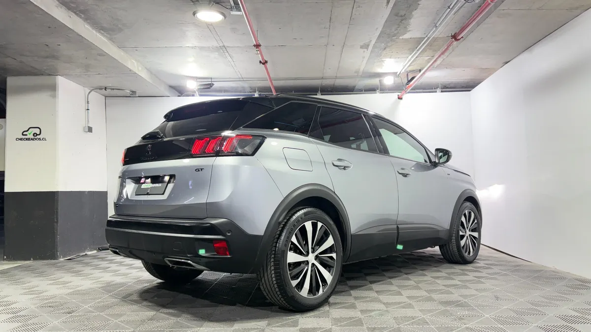 Peugeot 3008 1.6 Gt Black Pack Puretech Eat8 At año 2025