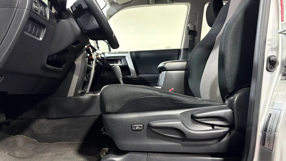 Toyota 4runner 4.0 Sr5 Connected At año 2024