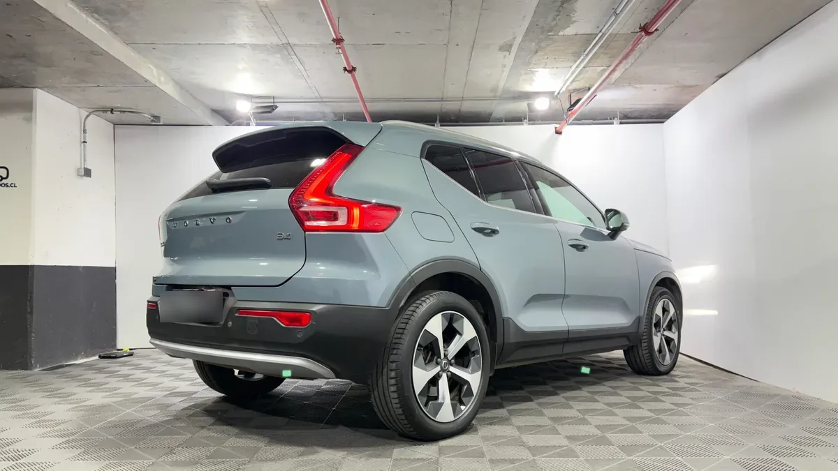Volvo Xc40 2.0 B4 Plus At año 2023