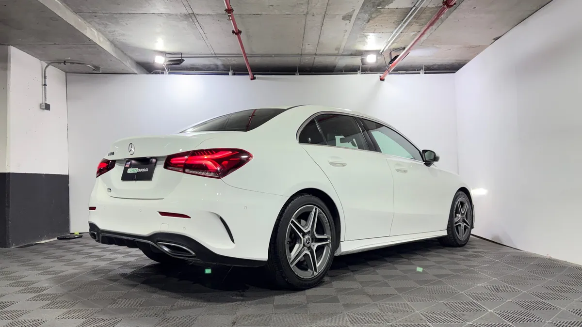 Mercedes-Benz A200 1.3 Sedan Amg At año 2020