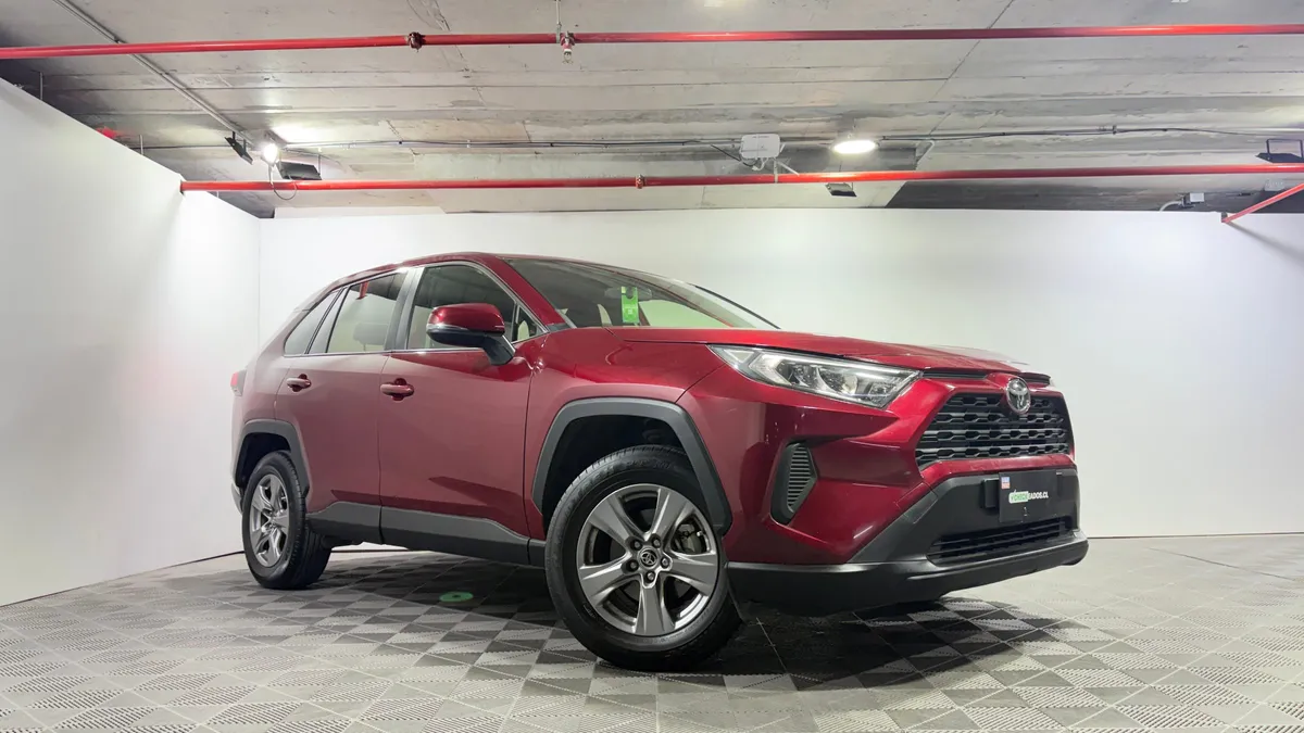 Toyota Rav4 2.0 Le At año 2023