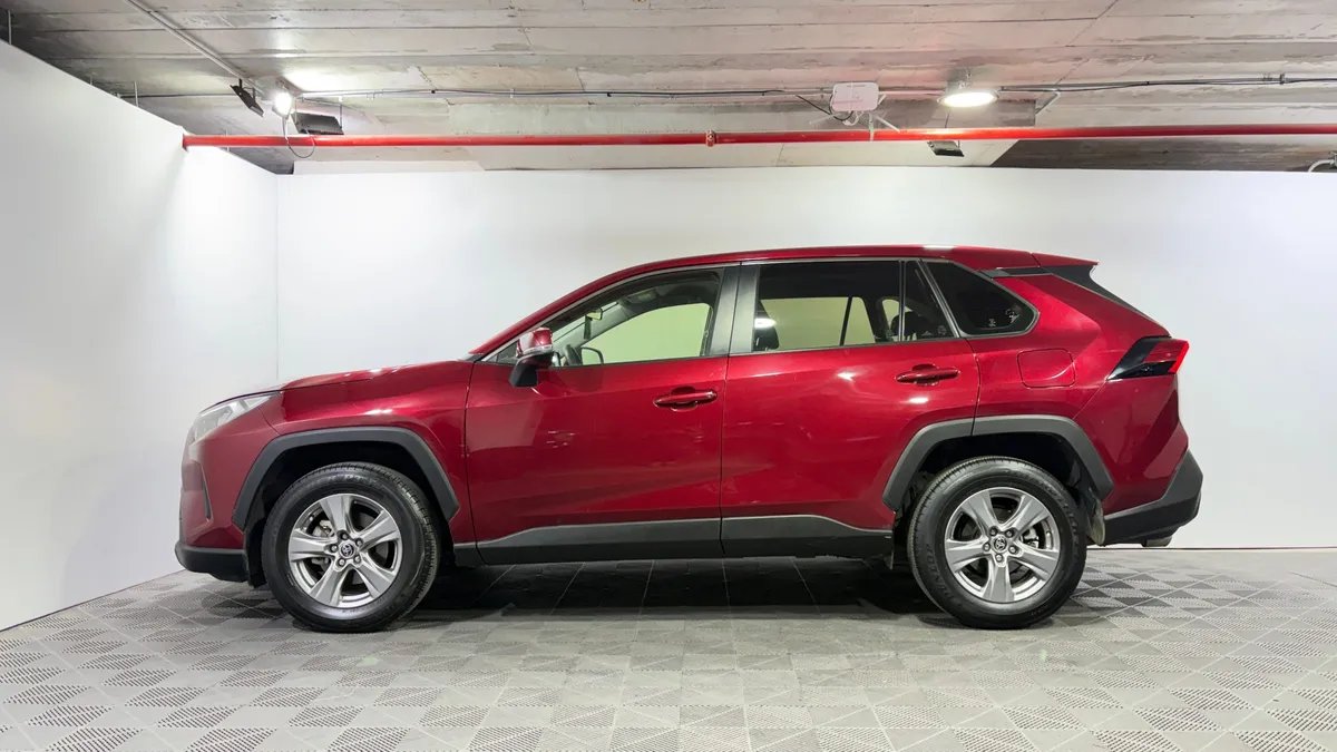 Toyota Rav4 2.0 Le At año 2023