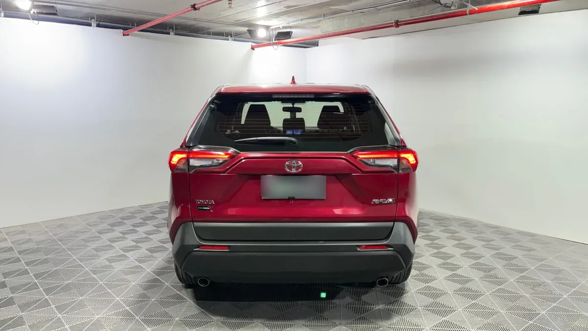 Toyota Rav4 2.0 Le At año 2023