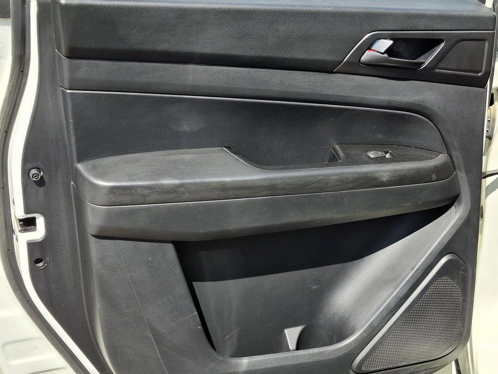 Ssangyong Grand Musso 2.2 Mt 4x2 año 2023