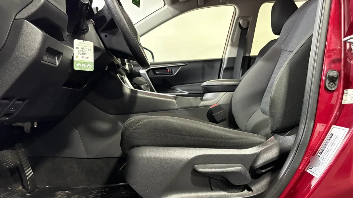 Toyota Rav4 2.0 Le At año 2023