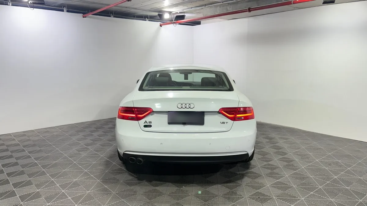 Audi A5 1.8 Coupe Tfsi At año 2017