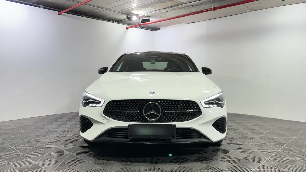 Mercedes-Benz Cla200 1.3 Progressive Fl At año 2025